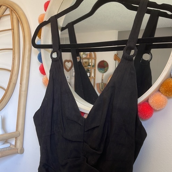 Bec + Bridge Black Linen Ruched Dress - Picture 2 of 9